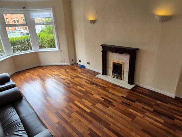 Dinmont Road, Shawmoss, Glasgow, G41 3XW, United Kingdom | 3 bed apartment for rent #121300586 | Rentberry