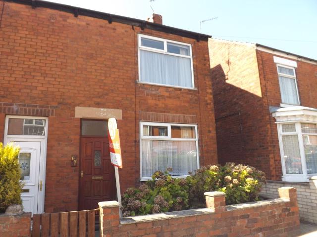 Dinnington, Sheffield S25, 2 bed end terrace house to rent, £700 pcm | PrimeLocation