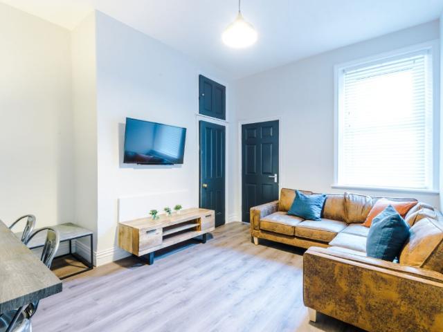 Dinsdale Road, Newcastle NE2, 5 bed terraced house to rent, £658 pppm | PrimeLocation