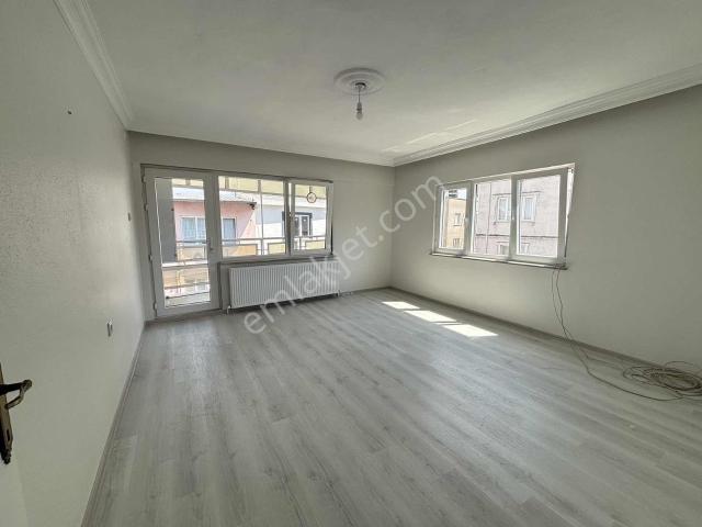 Dialog Altun'dan Bağlarbaşı Merkezi Konumda 2+1 Kiralık Daire