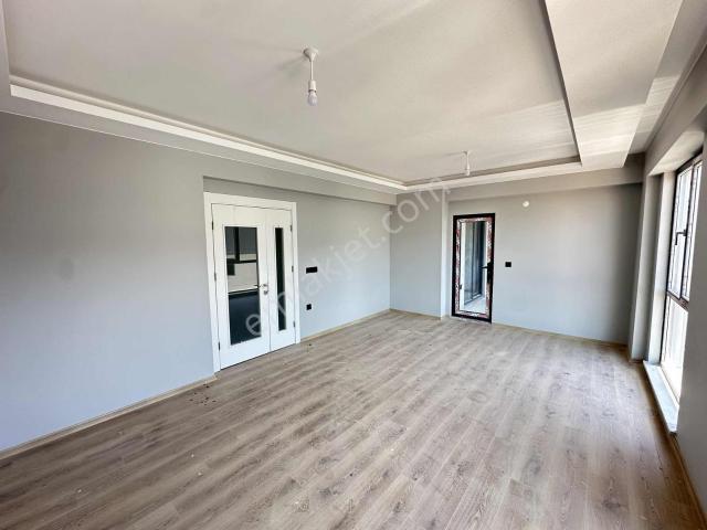 Dialog Altun'dan Beşevler Kültür'de 3+1 Manzaralı Dubleks Daire