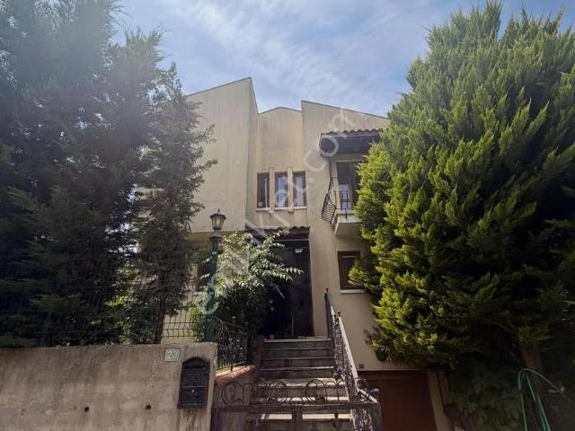 Dialog Skala Hüdavendigar Satılık 3+1 Lüks Villa