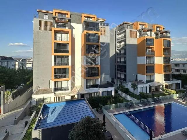 Dialog Yıldız / Meteor Balart Sitesi'nde 3+1 Satılık Daire