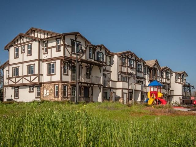 Diamond Creek Condo B Brookstone 2 Bedroom Condo for Rent at 15680 Santorini Ln, Morgan Hill, CA 95037