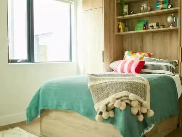 Diamond Ensuite