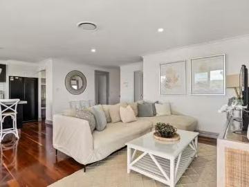 Tuggerah Lake, Jilliby, Wyong Region, Snapper Island