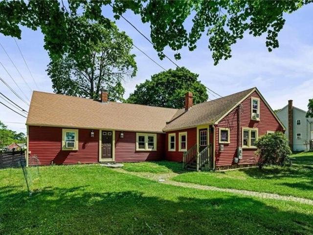 Diamond Hill Rd, Cumberland, Home For Sale