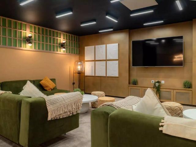 Diamond Studio