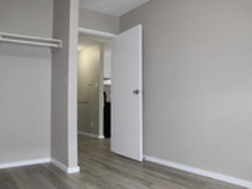 Diane 1 Apartments | 541 Avenue W South