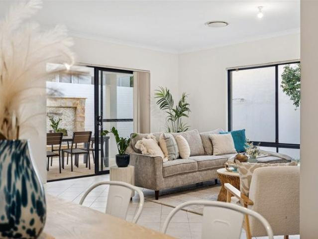 DIANELLA Freshly Renovated Home