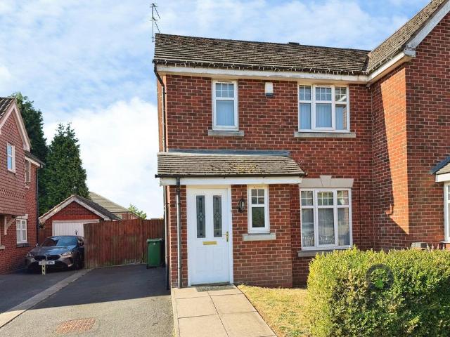 Dibdale Road West, West Midlands DY1 3 bed semi detached house to rent £1,185 pcm £273 pw