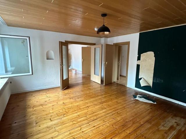 Dicht zur UNI, 3 Zi. Whg. ca. 96qm in der Ratzeburger Allee 53a, FREI zum 01.12.2026