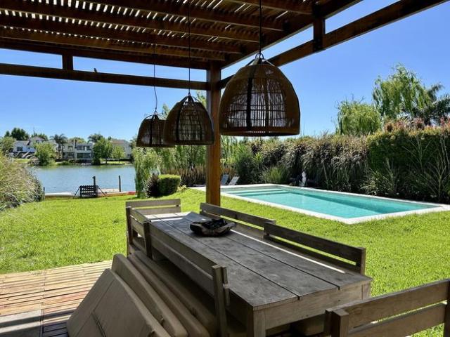 DICIEMBRE A FEBRERO Casa al Lago en Alquiler de Temporada en Santa Bárbara