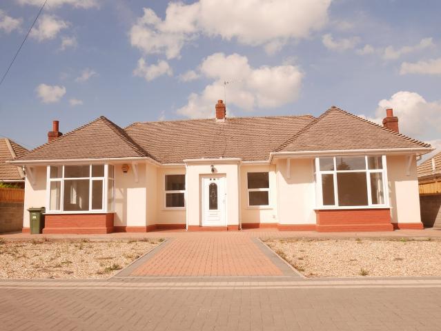 Dickenson Road, Weston Super Mare, North Somerset BS23, 3 bed bungalow to rent, £1,995 pcm | PrimeLocation