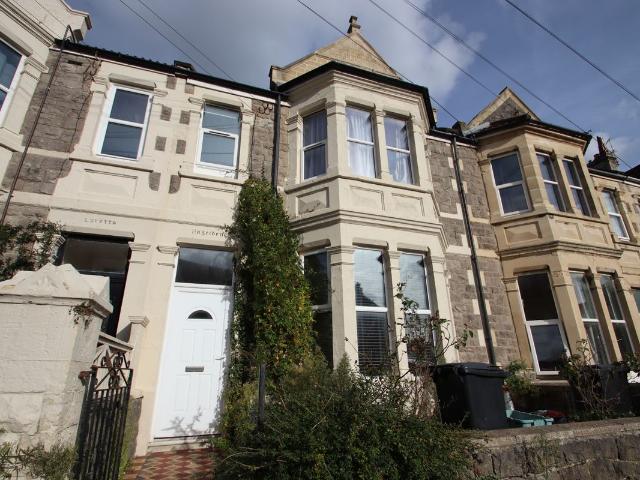 Dickenson Road BS23, 2 bed flat to rent, £1,195 pcm | PrimeLocation