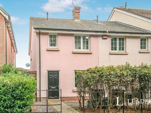 Dickenson Road, Mile End, 2 Bedroom Terraced