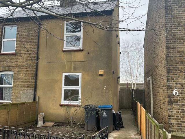 Dickerage Lane, New Malden KT3, 3 bed semi detached house to rent, £2,100 pcm | PrimeLocation