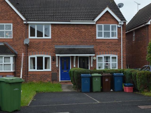 Dickson Road, Beaconside, Stafford, ST16 2 bed terraced house to rent £895 pcm £207 pw