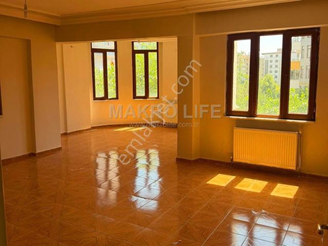 Dicle Kent Nasır Usta Arkasında Kiralık 3+1 Daire