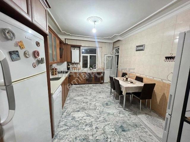 Diclekent Roboski Parkı Bitişiği Satılık 3+1 200 Mt Daire