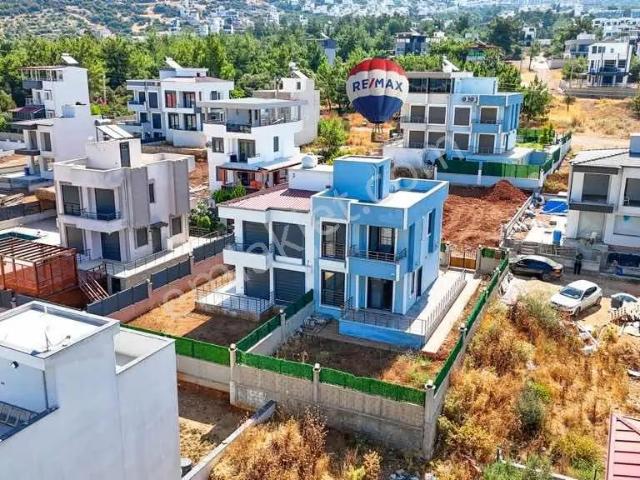 Didim Akbükte Deniz Manzaralı Sıfır 3+1 Müstakil Villa