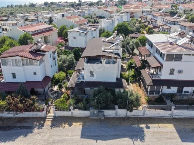 Didim Akbükte Denize Çok Yakın Satılık Yazlık