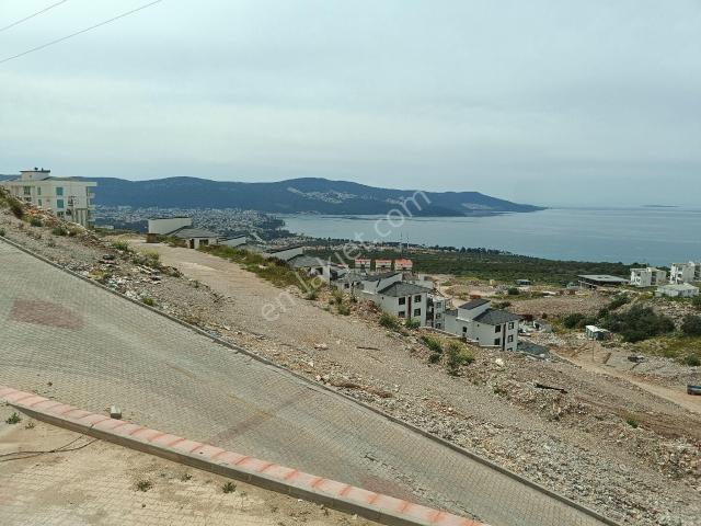 Didim Akbük'te 2+1 Deniz Manzaralı Köşe Daire