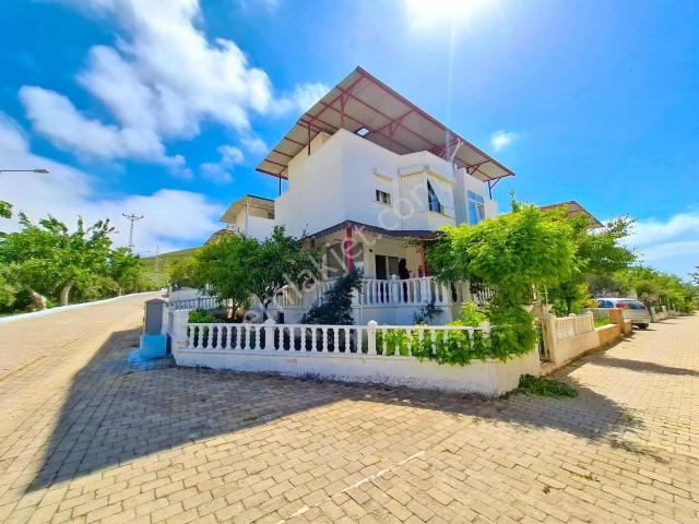 Didim Akköy Onurkentte 3+1 Satılık Bitişik Nizam Villa