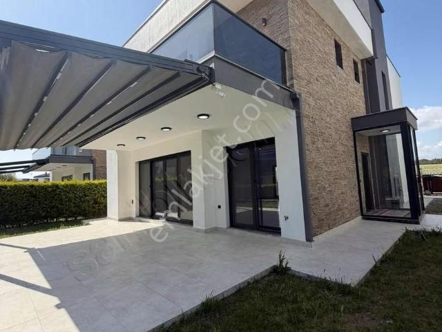 Didim Altınkum Da Site İçi Tam Müstakil Satılık Villa