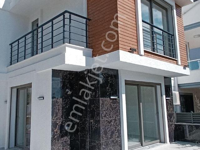 Didim Altınkum Mahallesi 4+1 Müstakil Havuzlu Satılık Villa