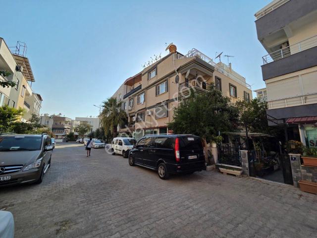 Didim Çamlık Mahallesinde Altınkum Plajına 350 M Geniş 3+1 Ön Cephe Daire