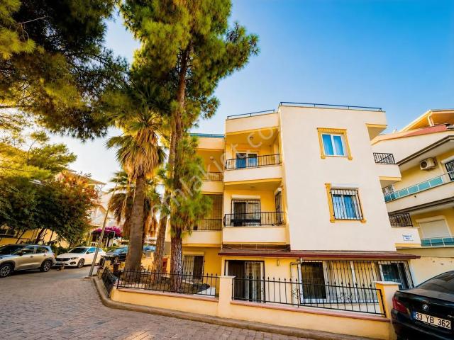 Didim Çamlık'ta Denize 100 Metre Köşe Konumda 2+1 Arakat Daire