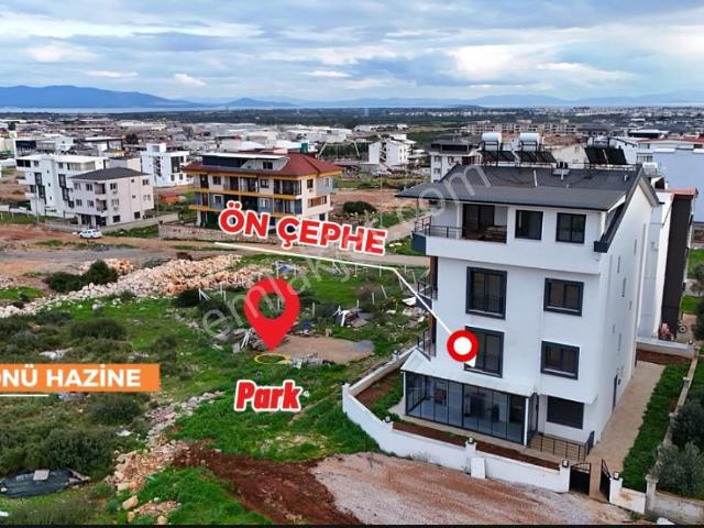 Didim Cumhuriyet Mahallesi’nde – Önü Hazine Arazisi, Yanı Park – 2+1