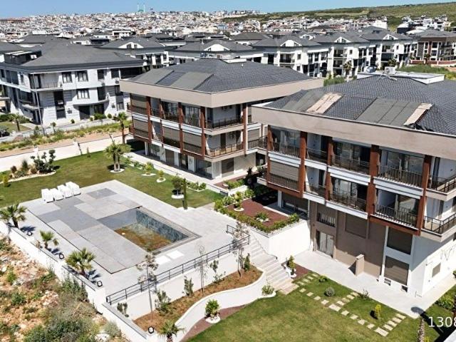 Didim Cumhuriyet Mahallesi Site İçi Eşyalı 1+1 Satılık Daire