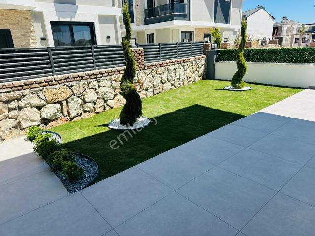 Didim De Denize Yakin Lux Villa