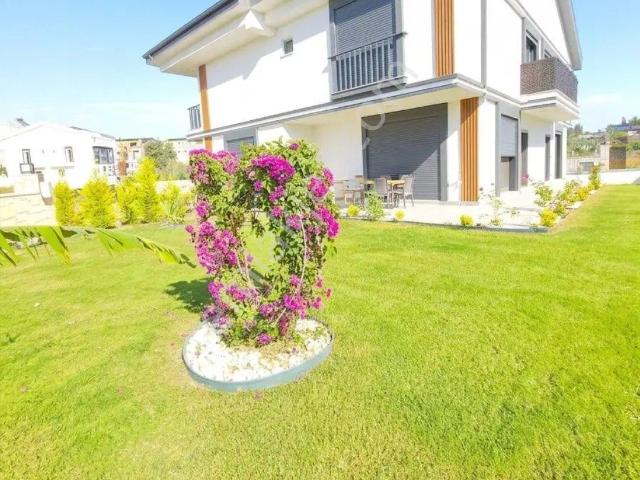 Didim’de Sıfır Lüks Villa