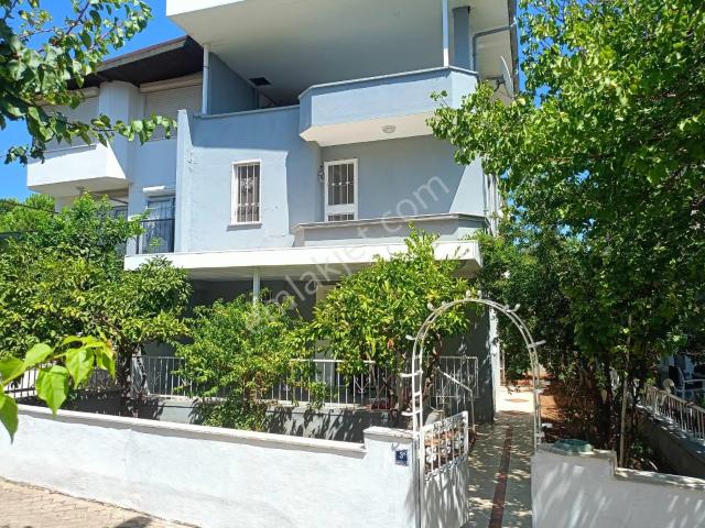 Didim Efeler Ay Işığı Sitesinde Sitesinde Sürekli Kiralık 3+1 Villa