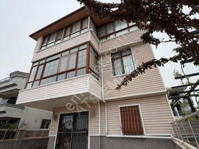 Didim Efeler De Denize Yakın Satılık Villa