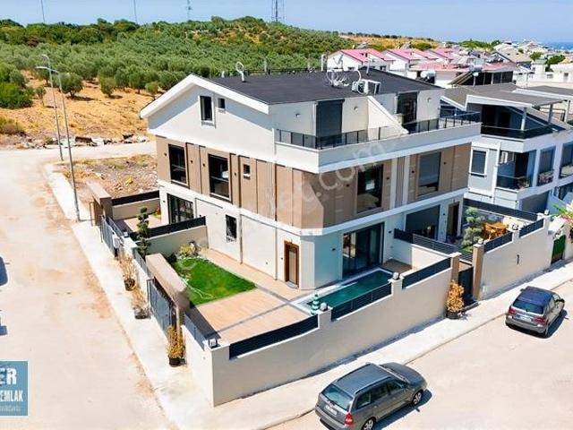 Didim Efeler Mah.satılık Müstakil Havuzlu,sıfır Villa