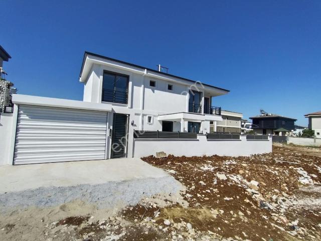 Didim Efeler Mah Tam Müstakil Ayrı Mutfaklı Satılık 3+1 Villa