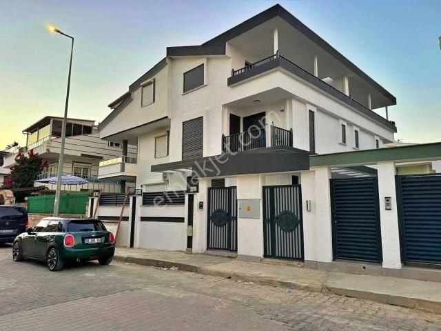 Didim Efeler Mahallesin'de Akıllı Ev Yerden Isıtma Sistemli 3+1 Villa