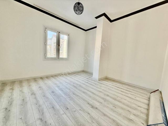 Didim Efeler Mahallesinde Satılık. 2+1 Daire Satıyoruz