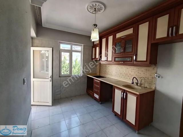 Didim Efeler'de 3+1 Ayrı Mutfak Geniş Köşe Daire