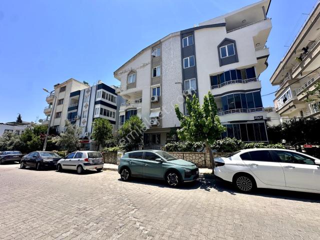 Didim Efeler'de 3+1 Ayrı Mutfak Satılık Daire
