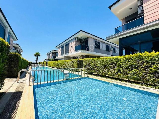 Didim Efelerde Uygun Fiyatlı Satılık Eşyalı Villa