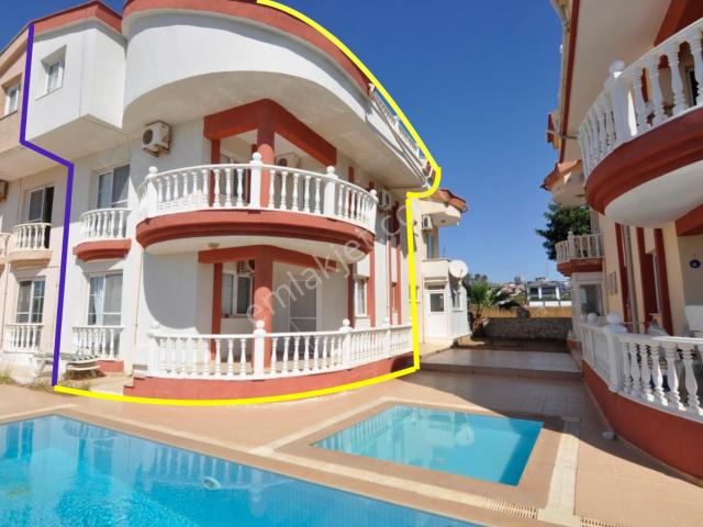 Didim Efeler'de Geniş Ailelere Uygun Villa 5+1