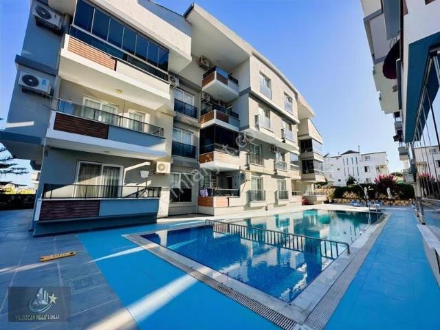 Didim Efelerde Havuzlu Site, Köşe Konumda, Güney Cephe 2+1 Daire