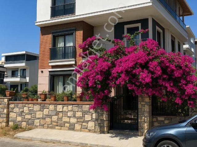 Didim Efelerin En Uygun 3+1 Teraslı Villası