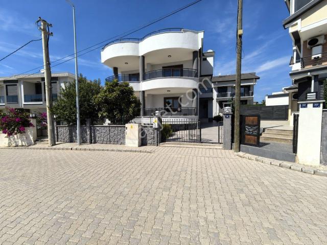 Didim Hisar’da 5+2 Tam Müstakil Dev Villa!