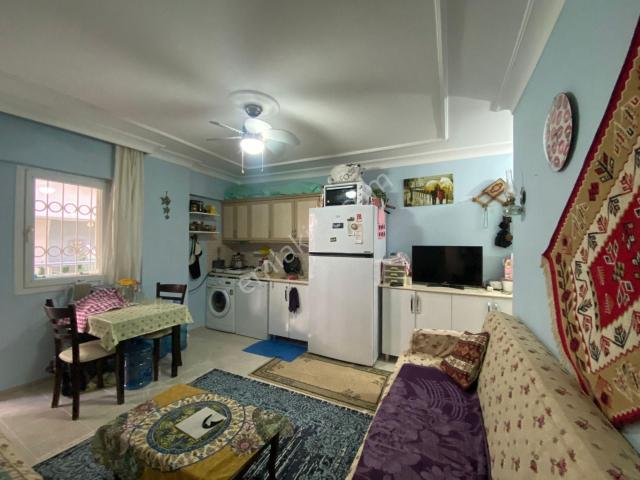 Didim Hisar Mahallesin'de Ara Kat 1+1 Satılık Daire
